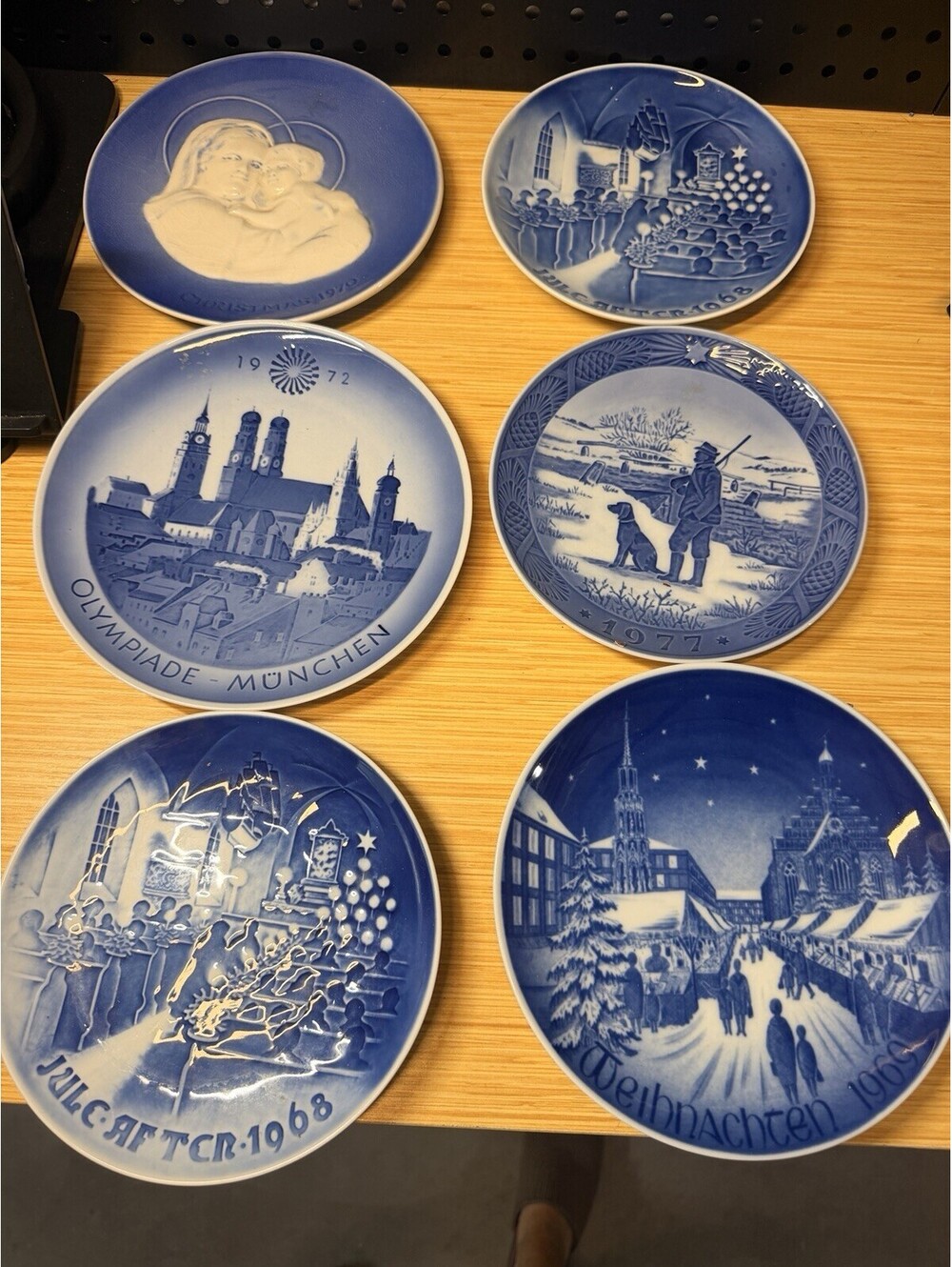 Christmas Plates VINTAGE ROYAL COPENHAGEN & More 6 plates